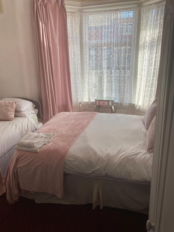 The Cosy Nook Bed & Breakfast Blackpool Bagian luar foto